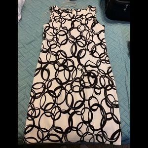 Black and white sleeveless dress
